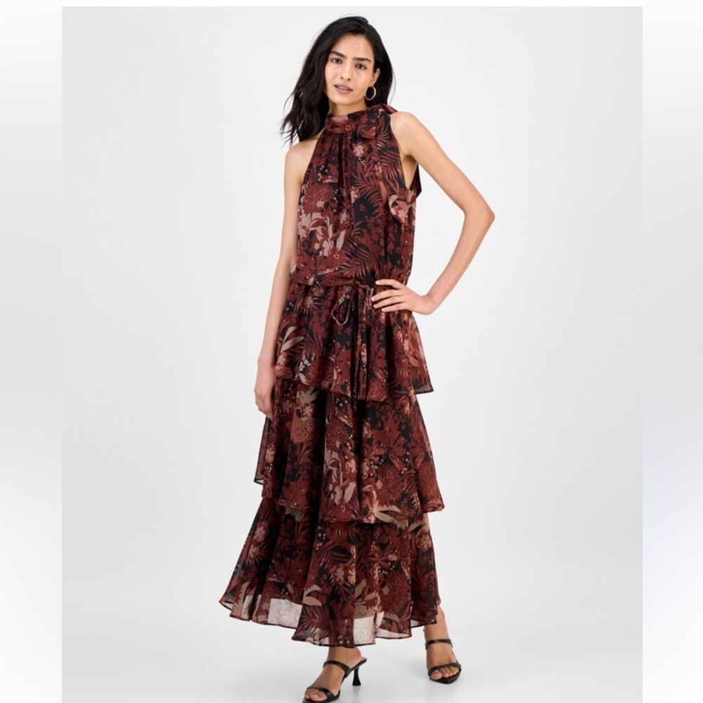 Julia Jordan 🔥 HALTER DRESS W HIGH NECK & TIERED SKIRT